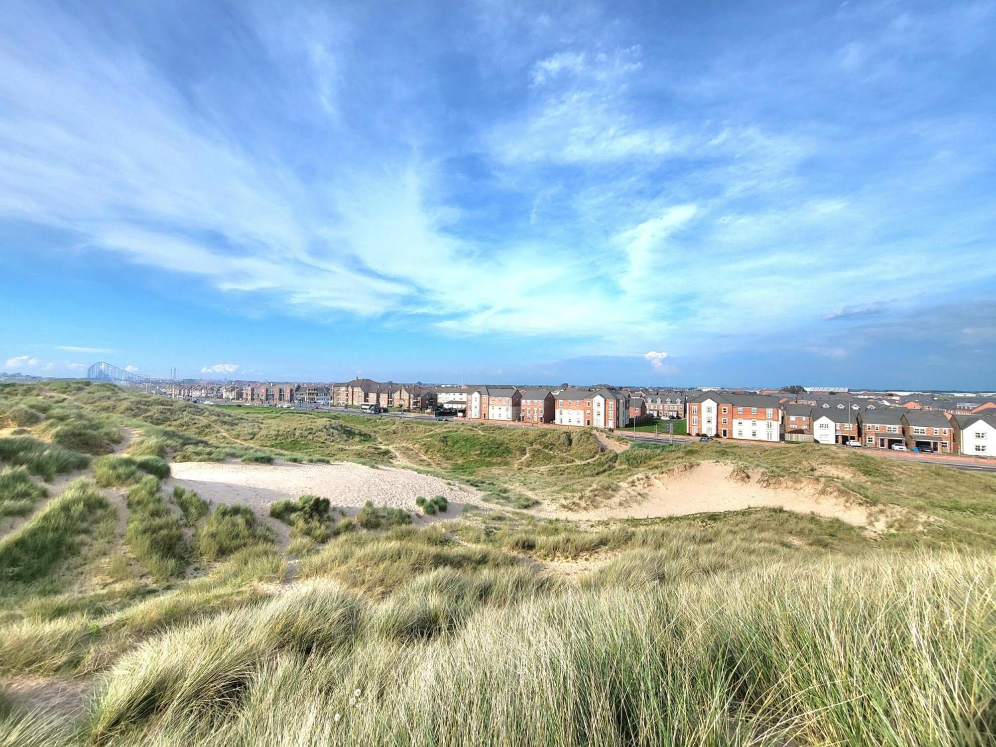 Seaside Beach Themed Home With Garden And Driveway Lytham St. Annes Eksteriør bilde