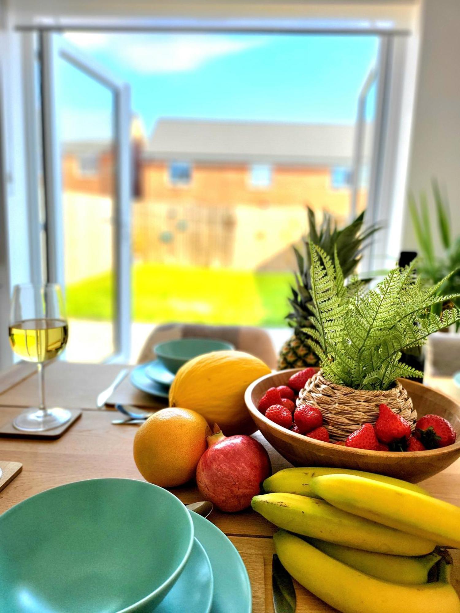 Seaside Beach Themed Home With Garden And Driveway Lytham St. Annes Eksteriør bilde
