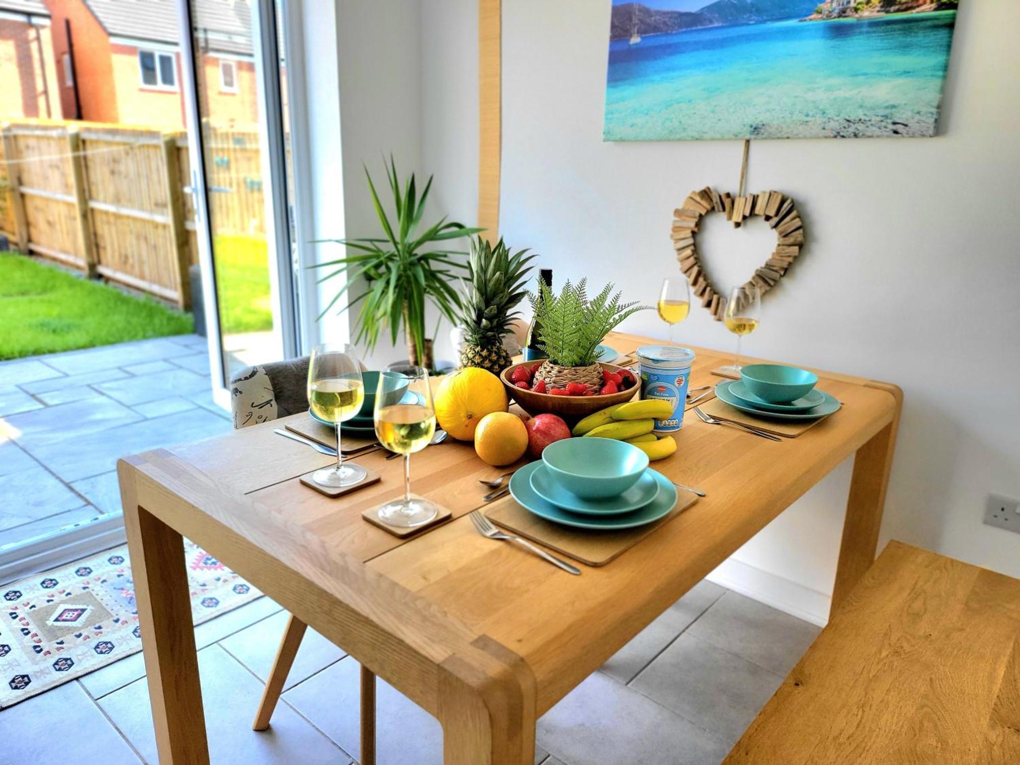 Seaside Beach Themed Home With Garden And Driveway Lytham St. Annes Eksteriør bilde